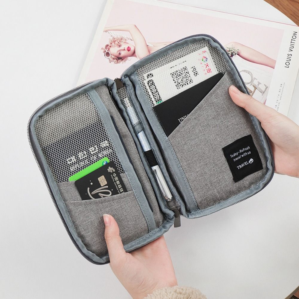 Travel Accessories Travel Wall - огляд і ціна Travel Accessories Wallet