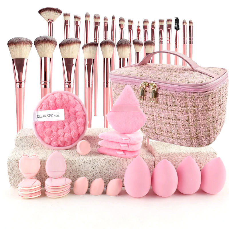 Makeup Brush Set Chic Fragranc - огляд і ціна Travel Accessories Kit Bag