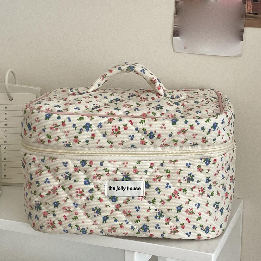 Vintage Floral Quilted Makeup  - огляд і ціна Travel Accessories Box
