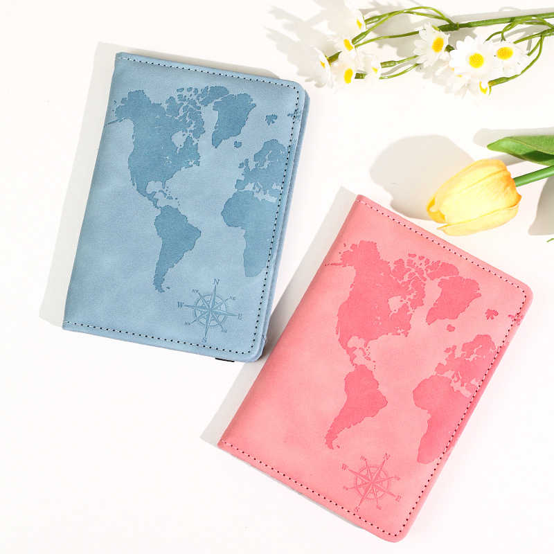 New Map Printed Passport Holde - огляд і ціна Travel Accessories Kmart
