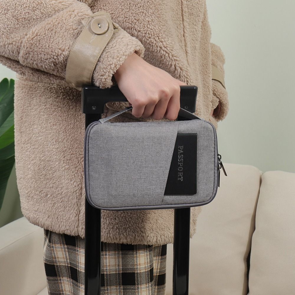 Travel Accessories Travel Wall - огляд і ціна Travel Accessories Wallet