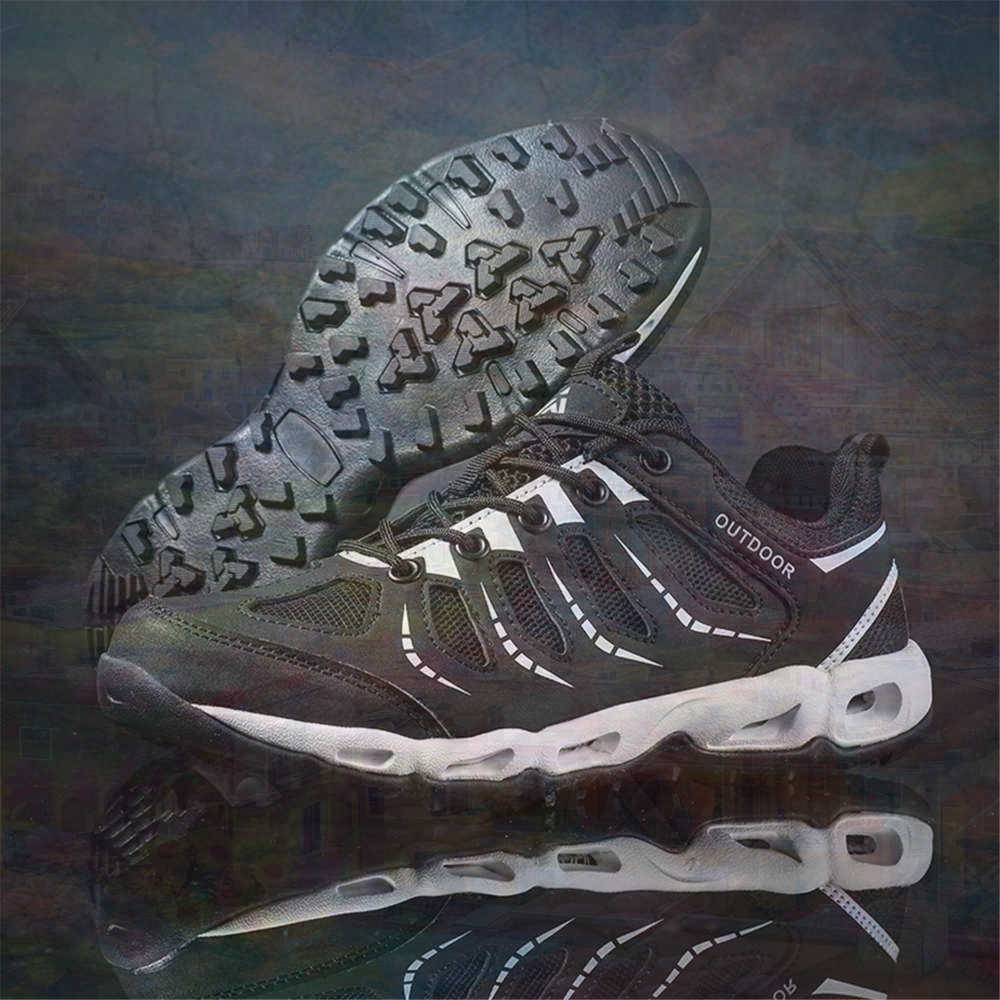 Sumer Round Tip Silver Sneaker - огляд і ціна Travel Accessories Wholesale