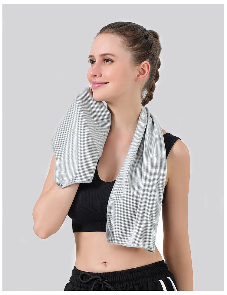 Cooling Towel with Portable Ca - огляд і ціна Travel Towel Quick Dry