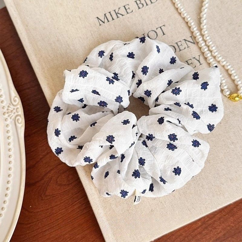 Korean Style Blue White Floral - огляд і ціна Travel Accessories Kmart