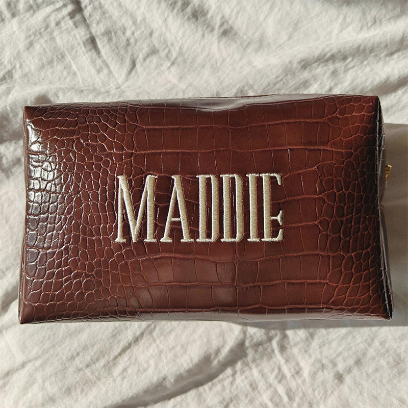 Embroidered Croc Makeup Bag Pe - огляд і ціна Travel Accessories Gifts For Her